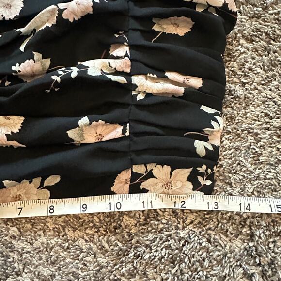 NWT EXPRESS Floral Ruched Crop Top Size S Glam Modern Feminine Romantic Chic - Picture 5 of 7
